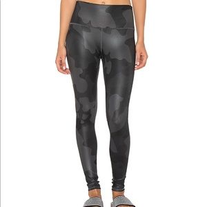 Alo Camo Leggings